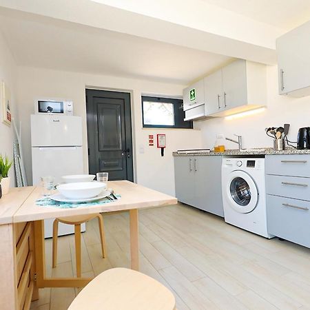 A62 - Cul De Sac Apartment In Lagos Esterno foto