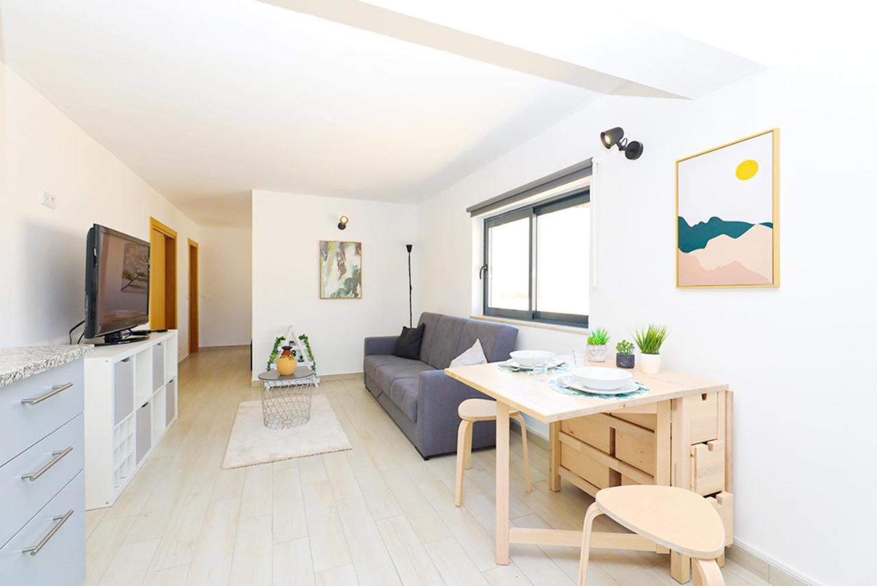 A62 - Cul De Sac Apartment In Lagos Esterno foto